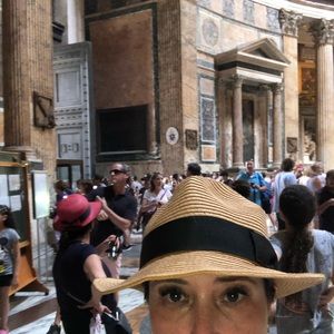 Meet your Posher, Reeva